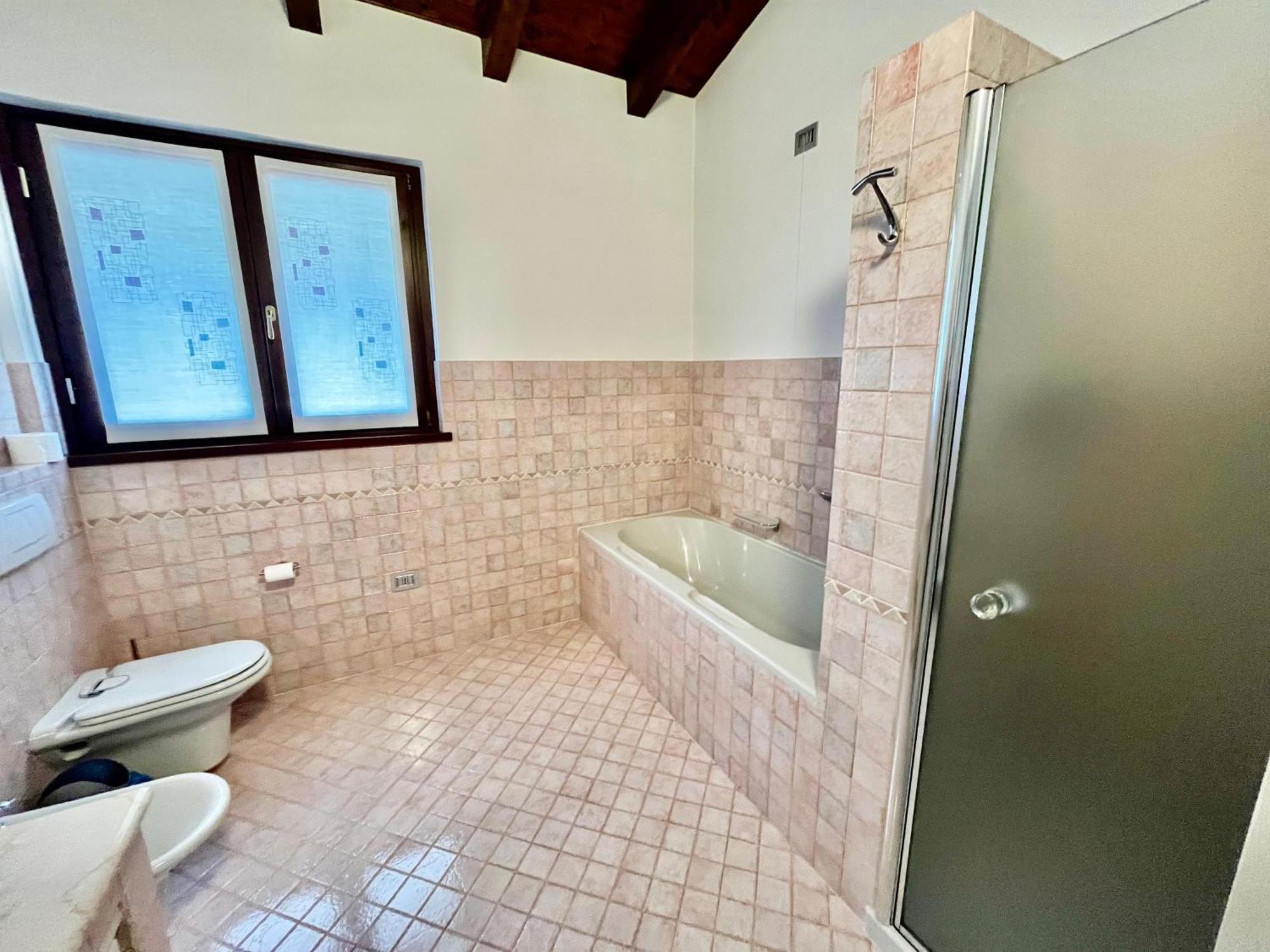 Il Bacio Del Sole Apartment Lovere Exterior photo